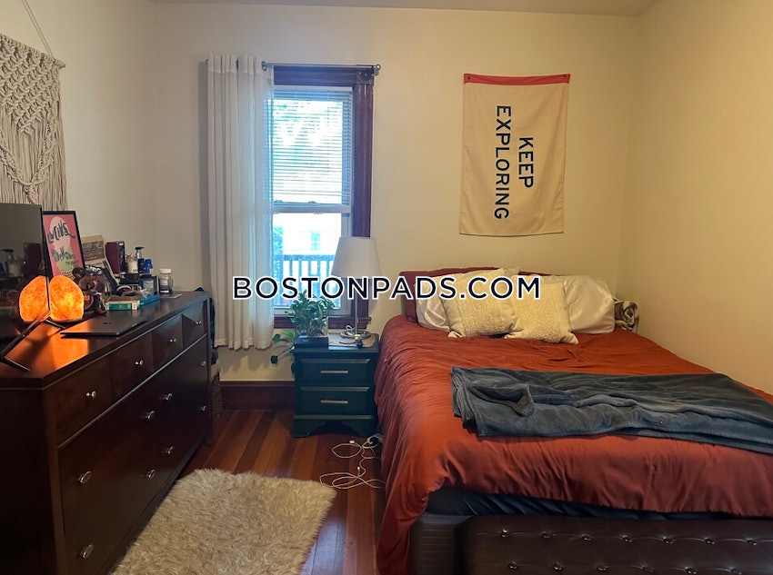 BOSTON - DORCHESTER - SAVIN HILL - 4 Beds, 1 Bath - Image 3