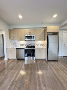 Newton 2 Beds 1 Bath  Newton Corner - $2,700