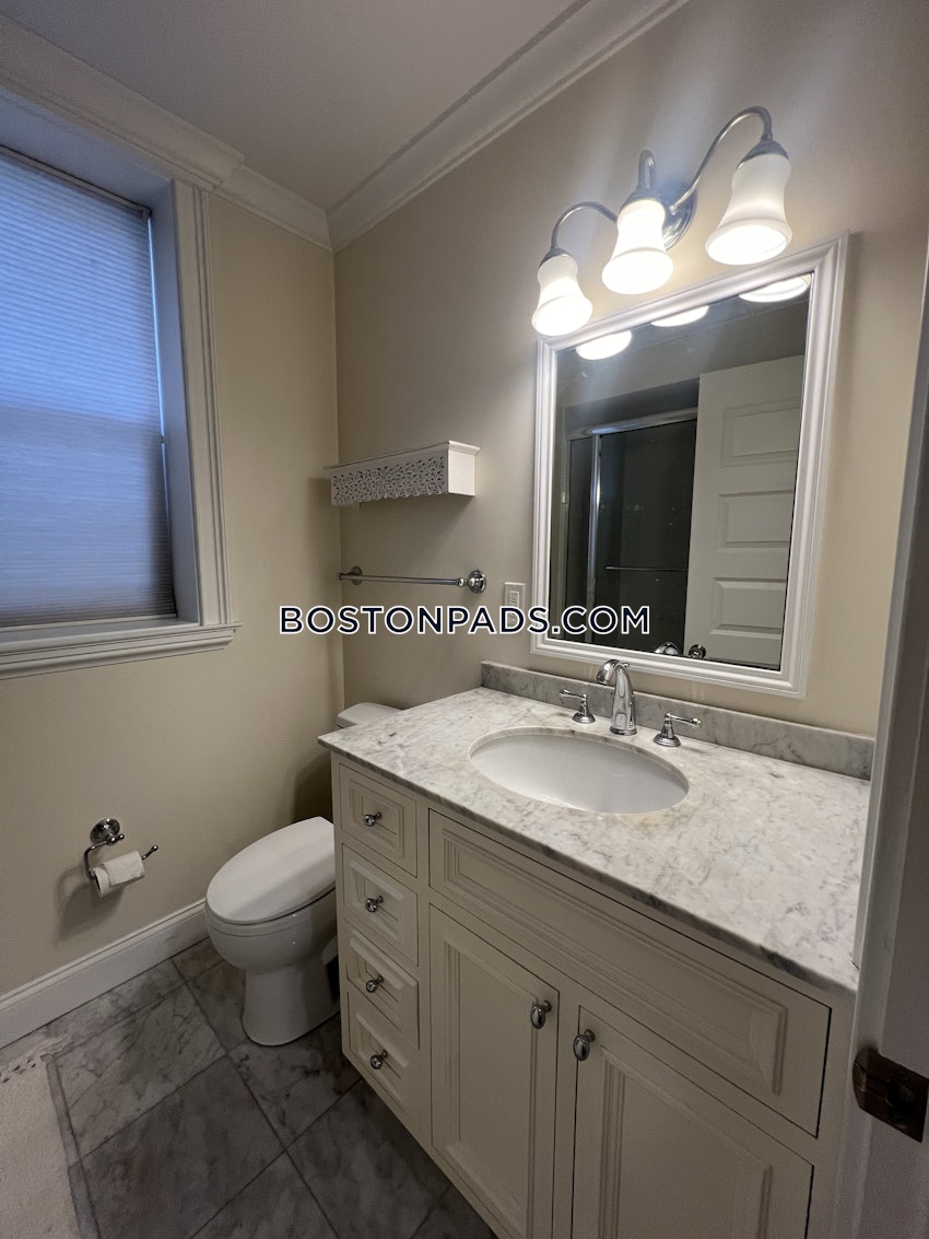 BROOKLINE - BEACONSFIELD - 2 Beds, 2 Baths - Image 14