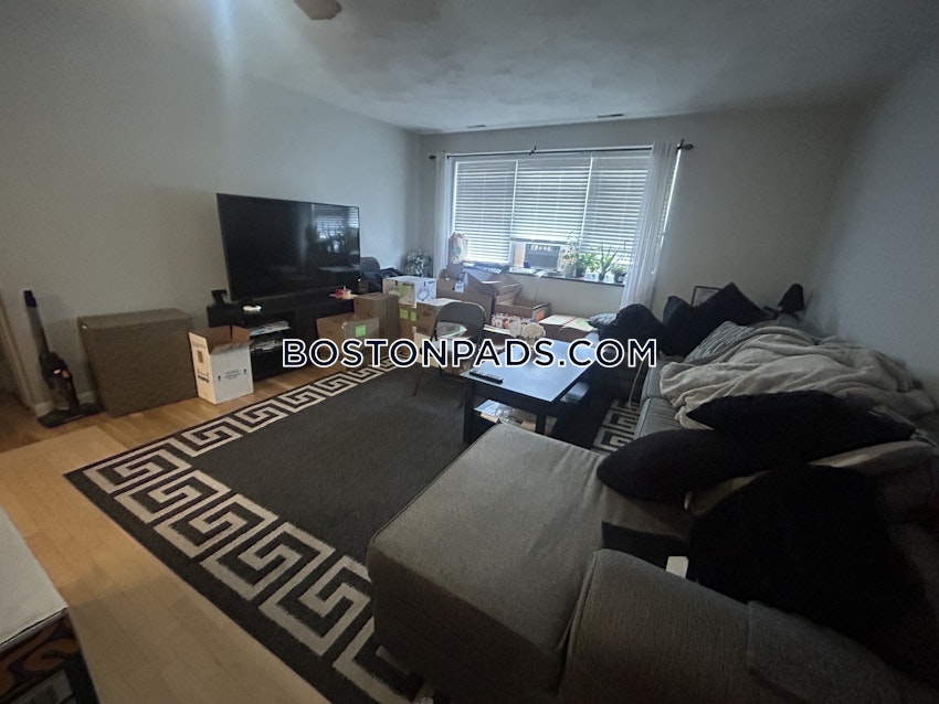 BOSTON - WEST ROXBURY - 2 Beds, 2 Baths - Image 1