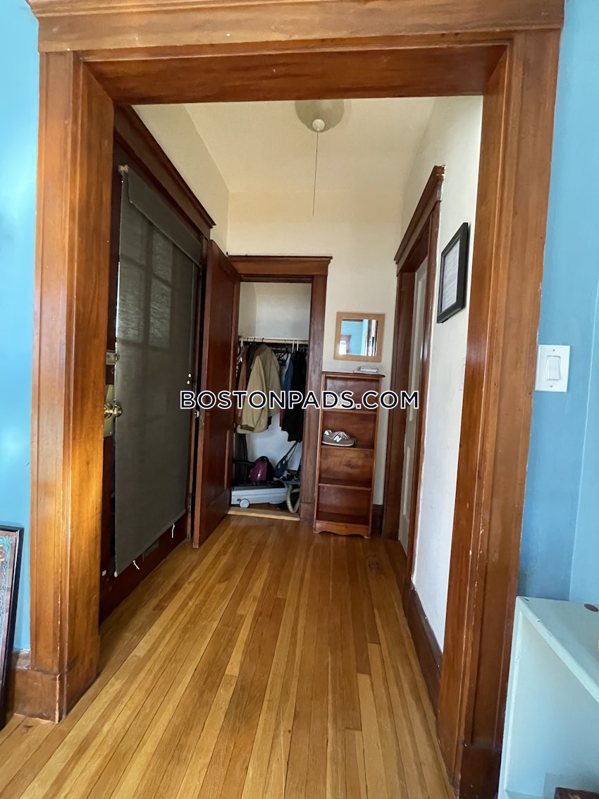 BOSTON - LOWER ALLSTON - 2 Beds, 1 Bath - Image 5