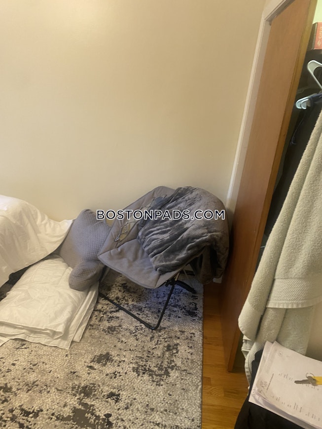 Roxbury Crossing - $2,050+ /mo