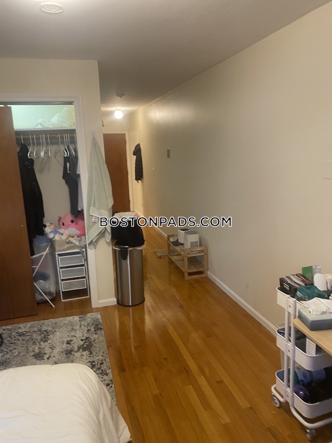 Roxbury Crossing - $2,050+ /mo