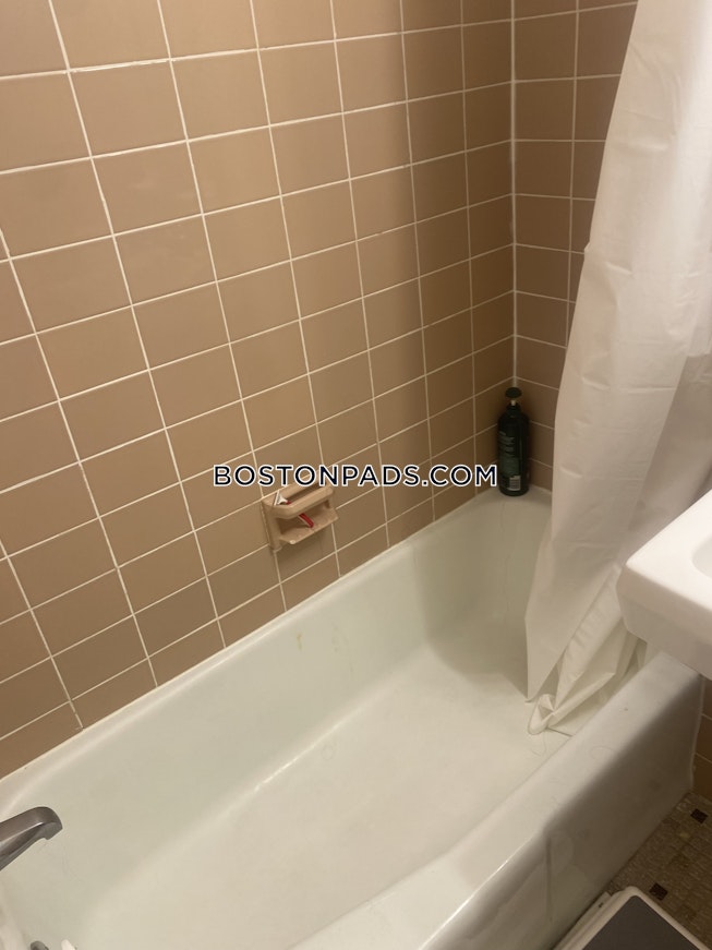 Roxbury Crossing - $2,050+ /mo