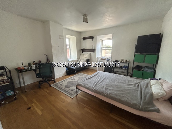 Roxbury Crossing - $4,985+ /mo