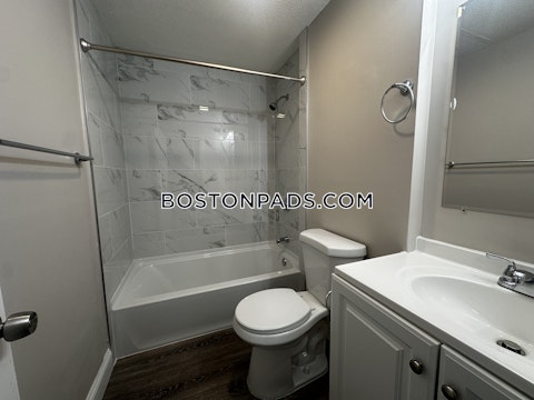 Kenmar Dr. Billerica photo 16