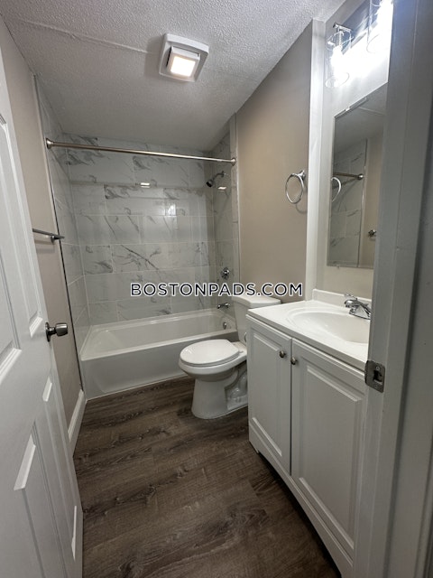 Kenmar Dr. Billerica photo 15