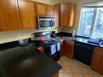 Somerville Fabulous 5 Beds 2 Baths  Spring Hill - $6,000 No Fee