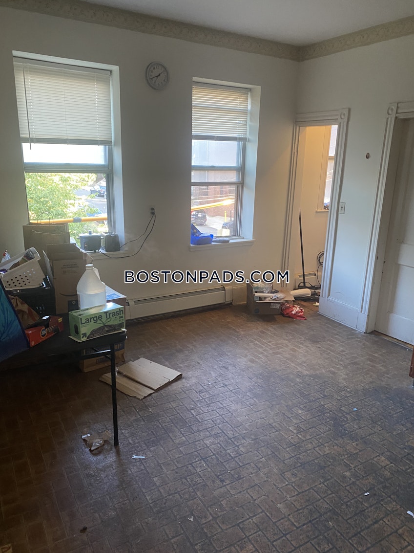 Boston - $3,750+ /month