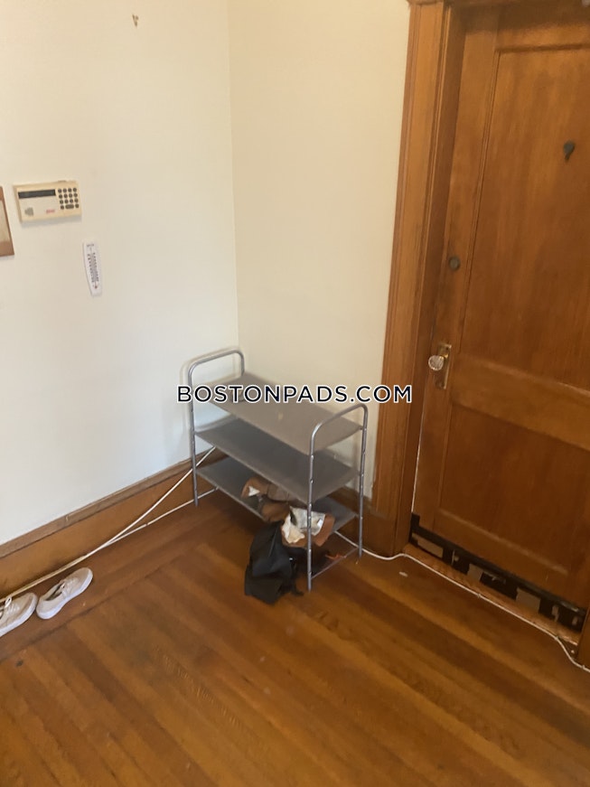 Boston - $3,750+ /mo