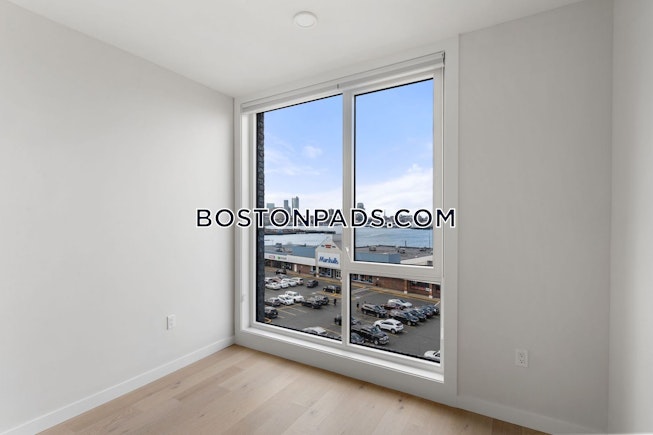 Boston - $4,900+ /mo