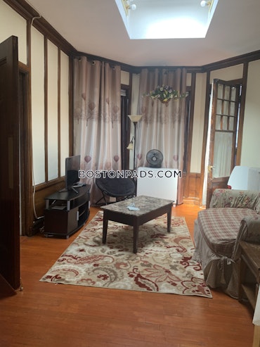 Boston - 3 Beds, 1 Baths