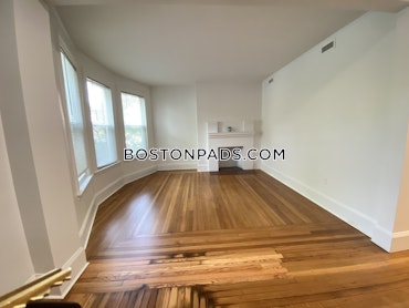 Boston - 3 Beds, 2 Baths