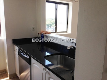 Boston - 1 Beds, 1 Baths