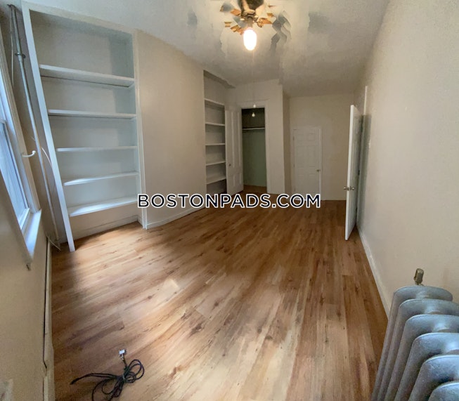 Boston - $3,800+ /mo