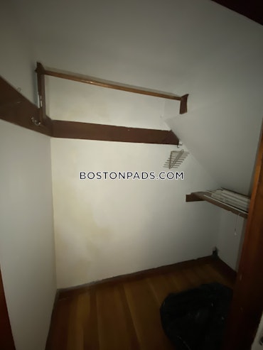 Boston - 3 Beds, 1 Baths