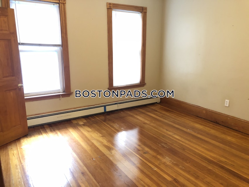 BROOKLINE- BROOKLINE VILLAGE - 4 Beds, 2 Baths - Image 5