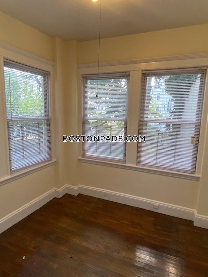 BOSTON - BRIGHTON- WASHINGTON ST./ ALLSTON ST. - 2 Beds, 1 Bath - Image 8