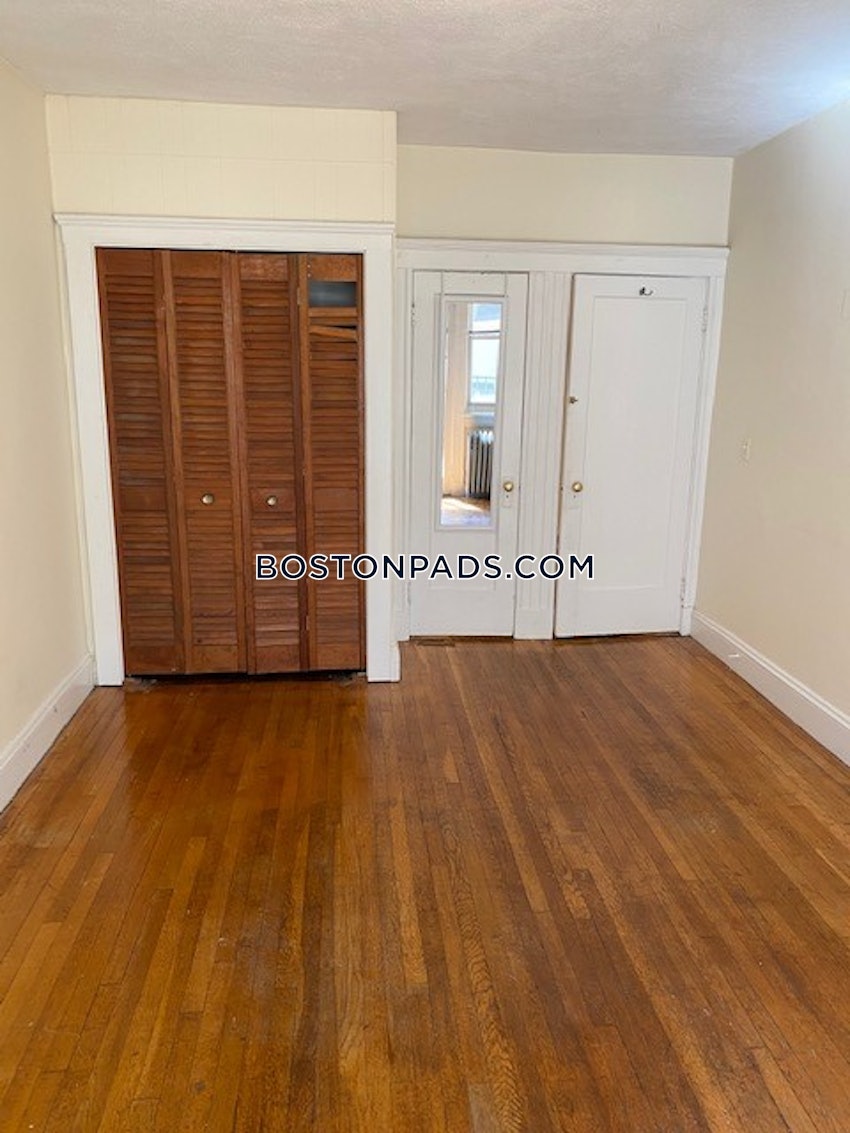 BOSTON - BRIGHTON- WASHINGTON ST./ ALLSTON ST. - 3 Beds, 1 Bath - Image 10