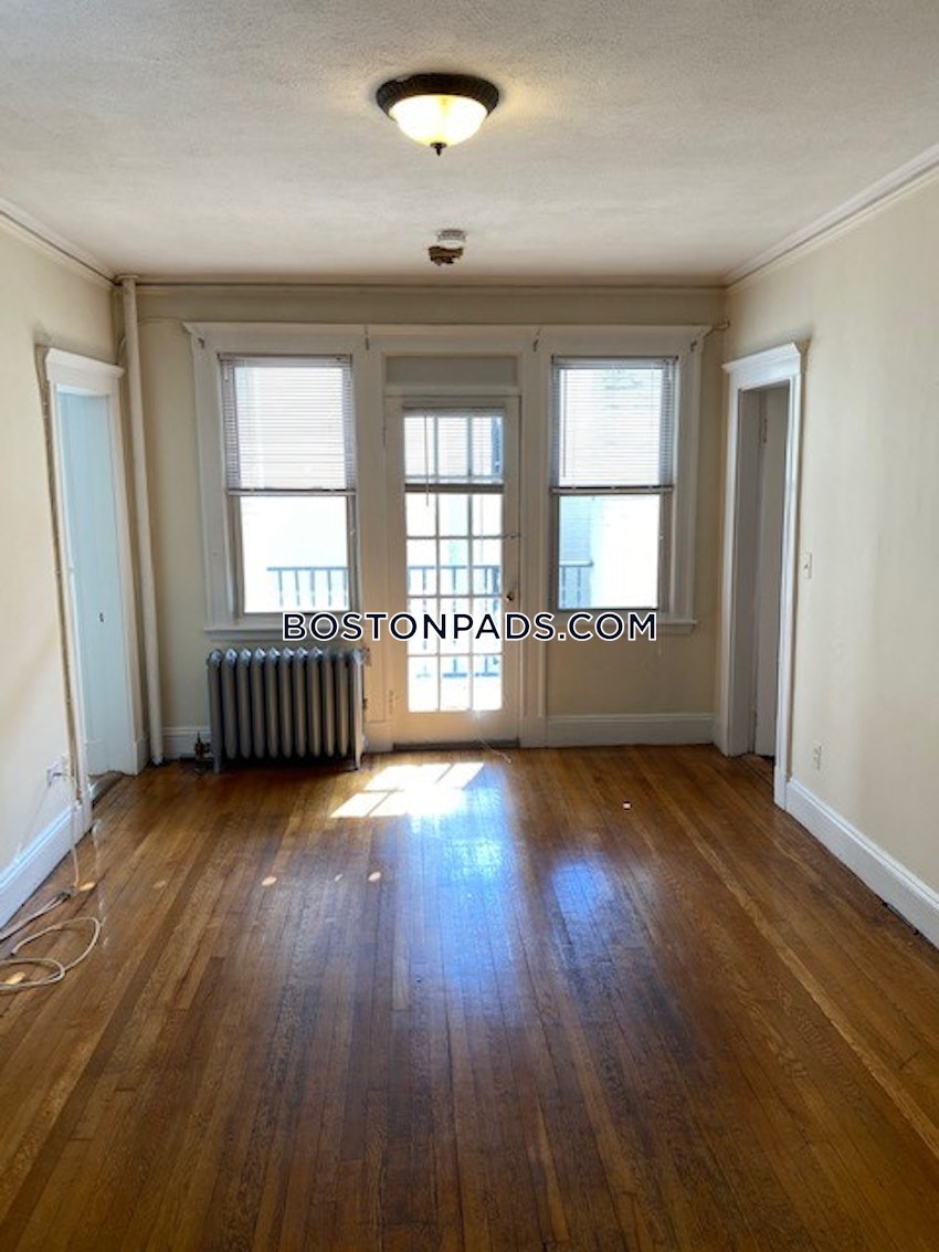 BOSTON - BRIGHTON- WASHINGTON ST./ ALLSTON ST. - 3 Beds, 1 Bath - Image 7