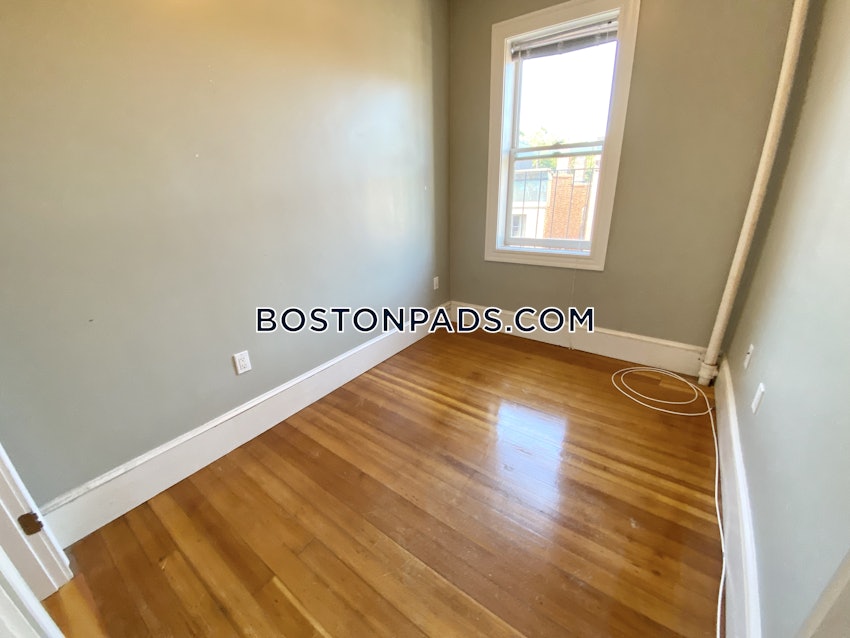 BOSTON - BEACON HILL - 3 Beds, 1 Bath - Image 11