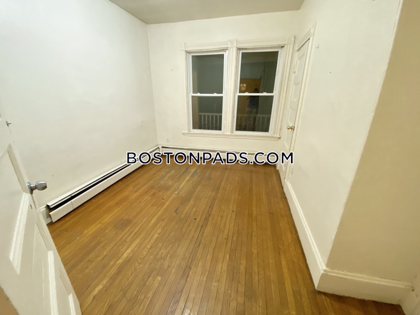 BOSTON - MISSION HILL - 2 Beds, 1 Bath - Image 9