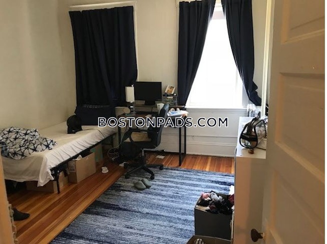 Boston - $2,295+ /mo