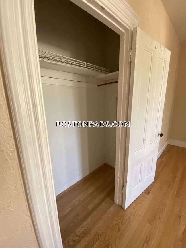 Boston - $3,800+ /mo