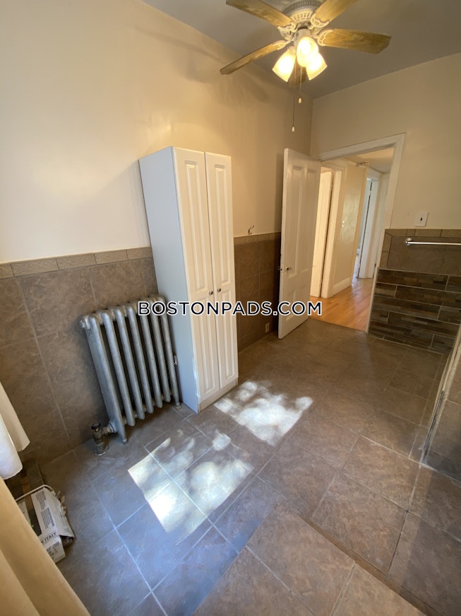 Boston - $3,800+ /mo