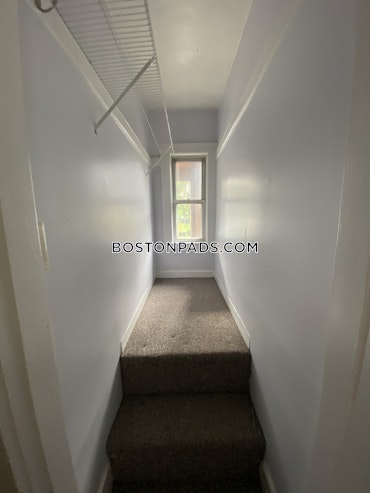 Boston - 3 Beds, 1 Baths