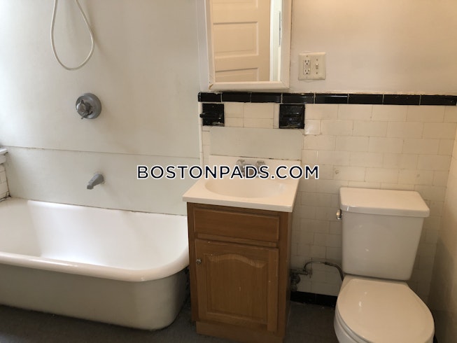 Boston - $2,295+ /mo