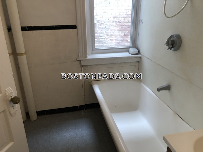 Boston - $2,295+ /mo