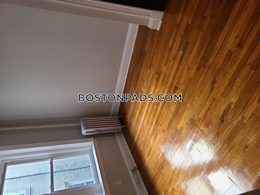 BOSTON - ALLSTON - 2 Beds, 1 Bath - Image 12