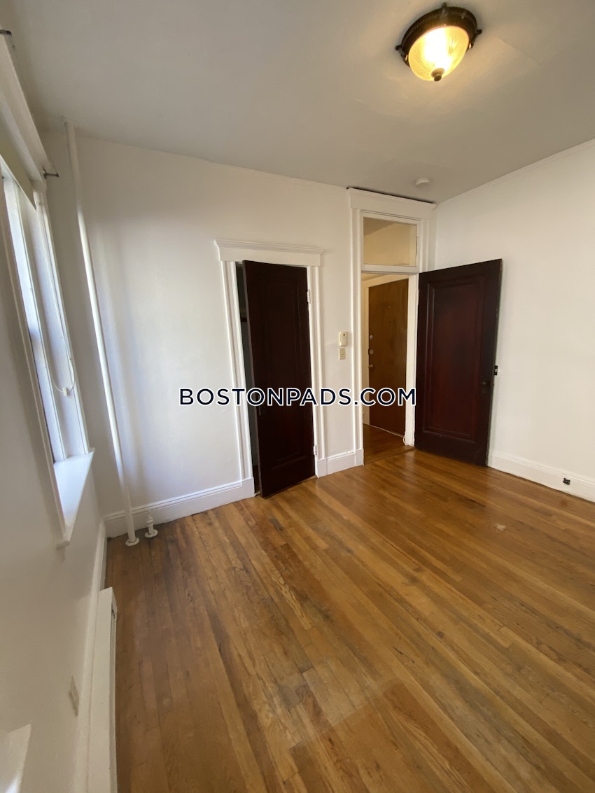 BOSTON - FENWAY/KENMORE - 2 Beds, 1 Bath - Image 3