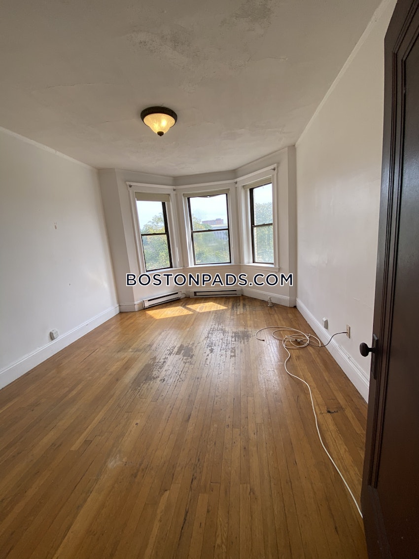 BOSTON - FENWAY/KENMORE - 2 Beds, 1 Bath - Image 12