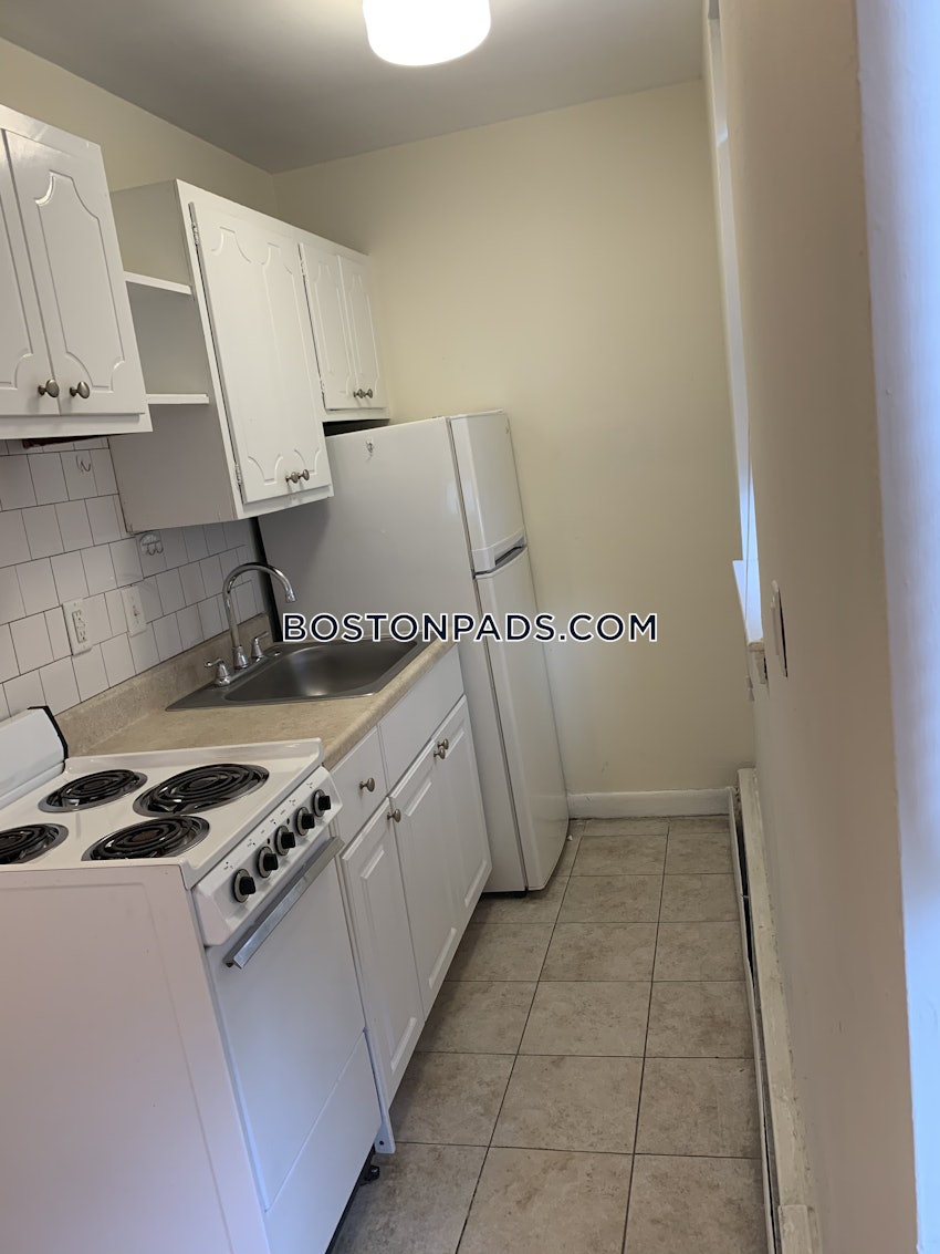 BOSTON - ALLSTON - 1 Bed, 1 Bath - Image 11