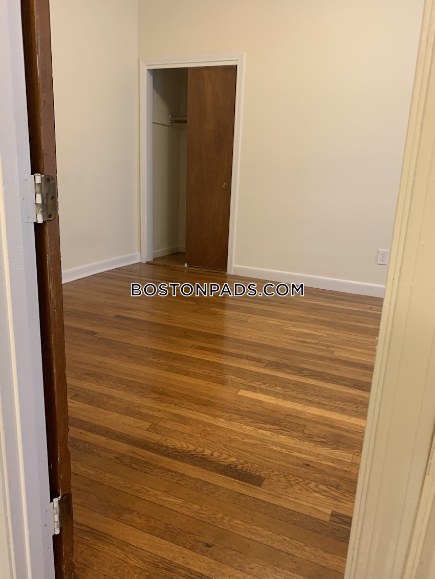 BOSTON - ALLSTON - 1 Bed, 1 Bath - Image 2