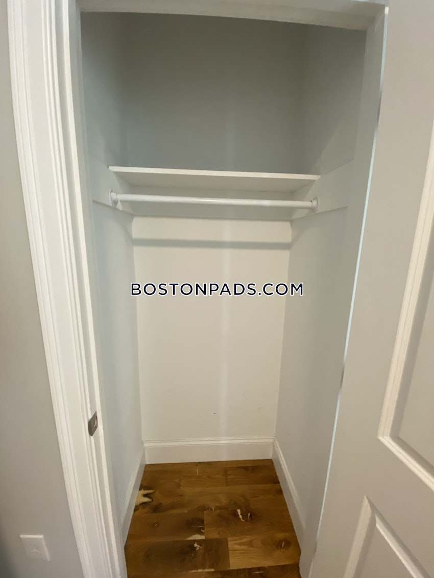 BOSTON - EAST BOSTON - JEFFRIES POINT - 4 Beds, 2 Baths - Image 4