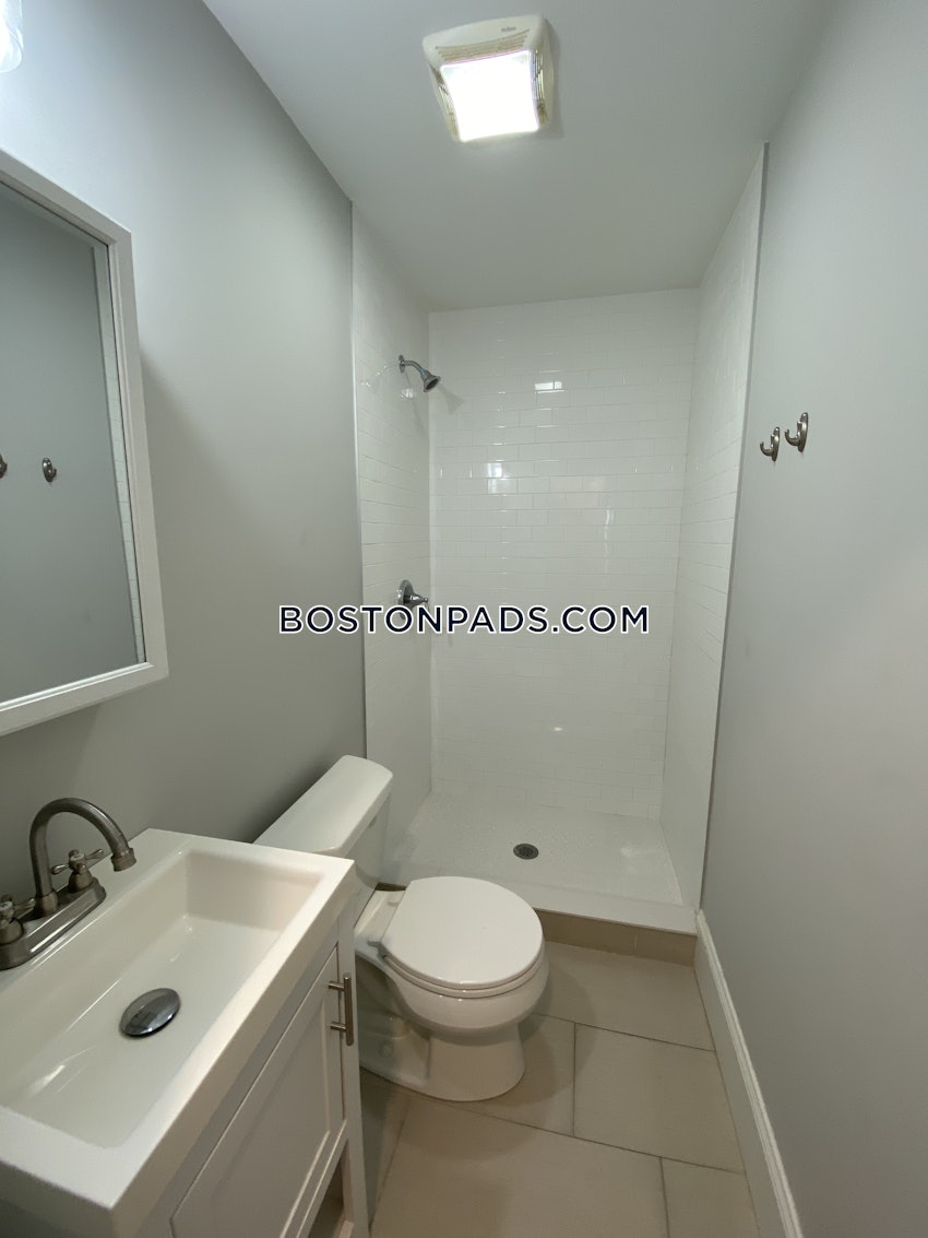 BOSTON - EAST BOSTON - JEFFRIES POINT - 4 Beds, 2 Baths - Image 5