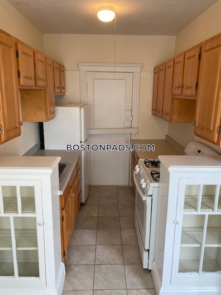 Boston - $2,100+ /month