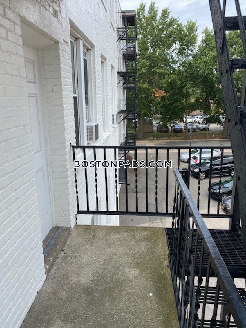 Boston - $2,100+ /month