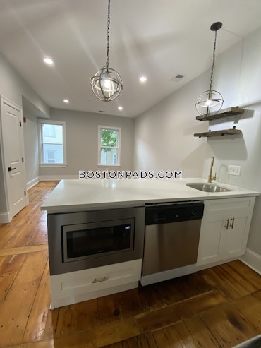 Boston - 2 Beds, 1 Baths