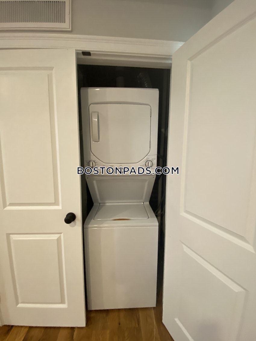 BOSTON - EAST BOSTON - BREMEN ST. PARK/AIRPORT STATION - 3 Beds, 2 Baths - Image 14