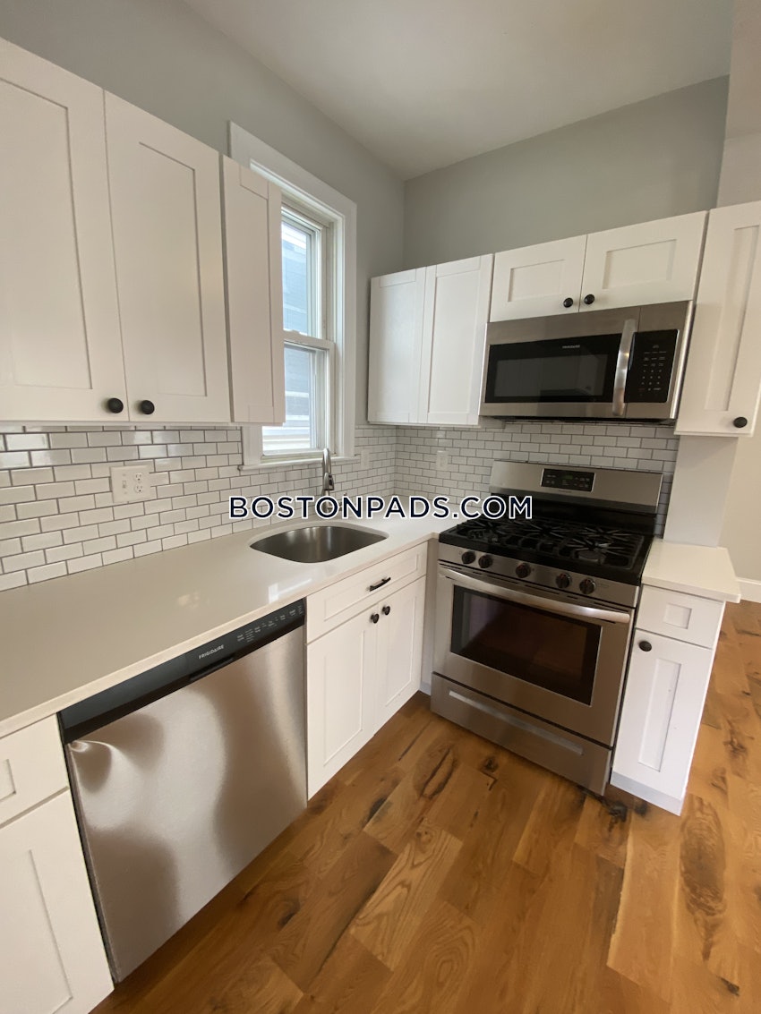 BOSTON - EAST BOSTON - CENTRAL SQ PARK - 4 Beds, 2 Baths - Image 3