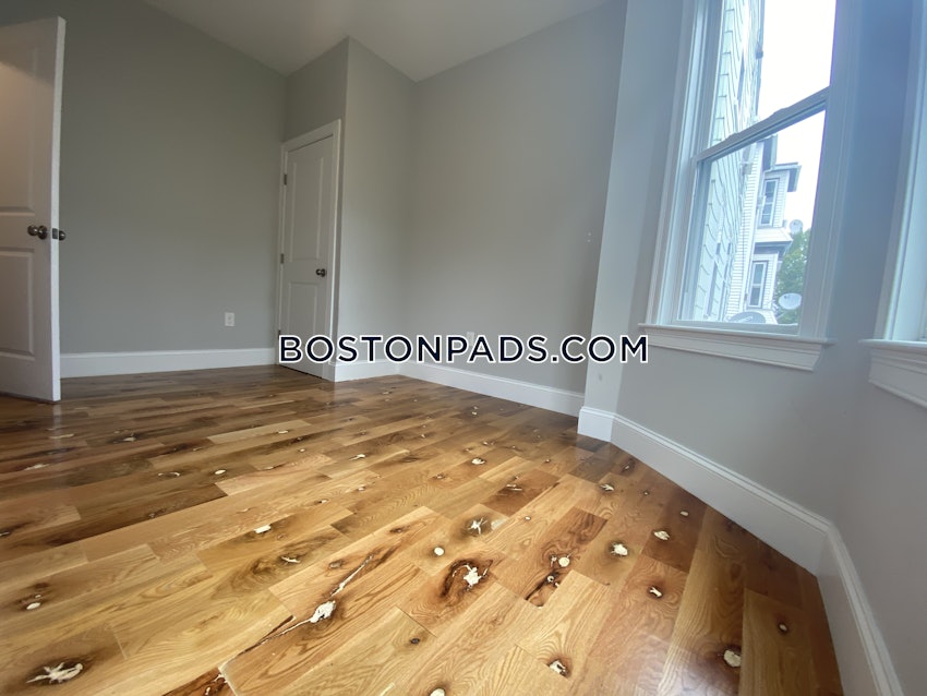 BOSTON - EAST BOSTON - JEFFRIES POINT - 4 Beds, 2 Baths - Image 18