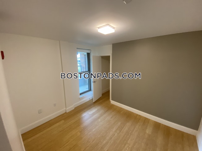 Boston - $4,200+ /mo