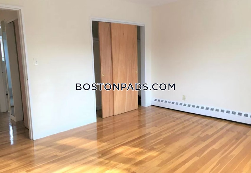 BROOKLINE- COOLIDGE CORNER - 2 Beds, 1 Bath - Image 4