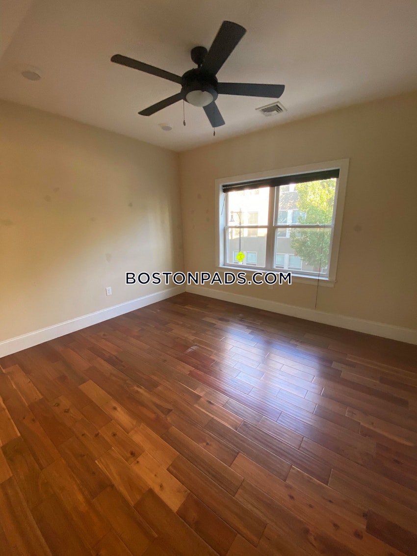 BOSTON - CHARLESTOWN - 4 Beds, 2 Baths - Image 13