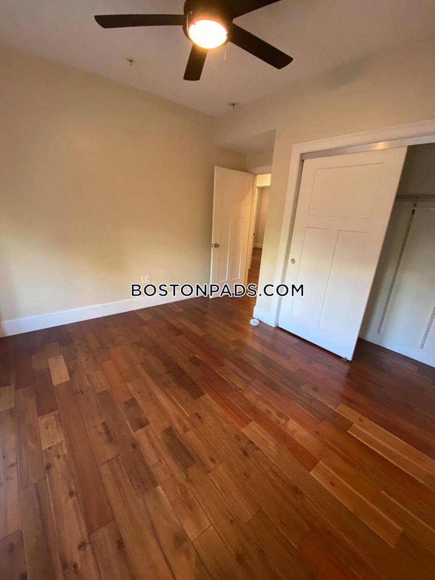 BOSTON - CHARLESTOWN - 4 Beds, 2 Baths - Image 5