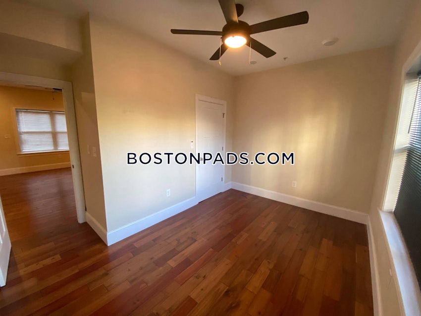 BOSTON - CHARLESTOWN - 4 Beds, 2 Baths - Image 13